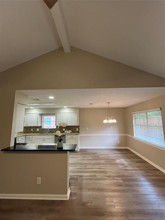 3934 Forest Bluff Drive, Kingwood, Texas image 9