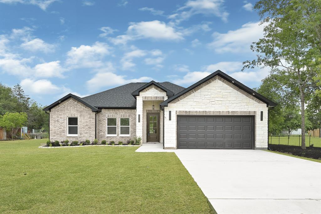 616 Lily Street, Waller, Texas image 3