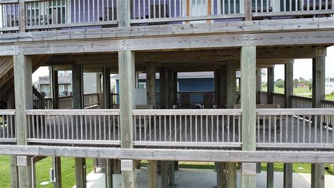 A home in Crystal Beach