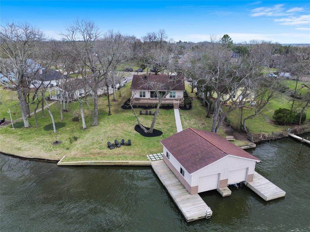 13270 Hawthorne Drive, Willis, Texas image 3