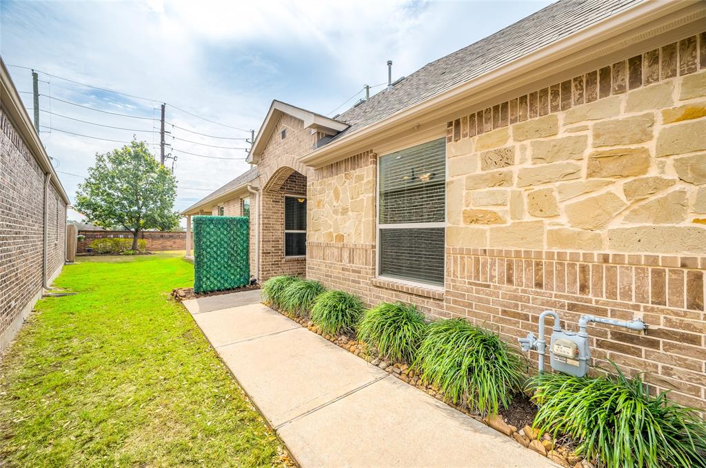 27131 Walker Retreat Lane, Katy, Texas image 20