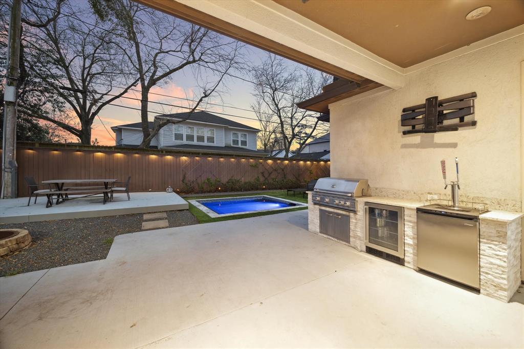 1717 Gardenia Drive, Houston, Texas image 41