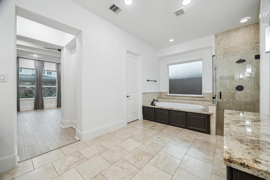 1717 Gardenia Drive, Houston, Texas image 27