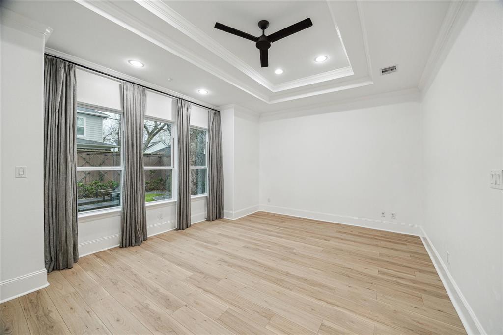 1717 Gardenia Drive, Houston, Texas image 24