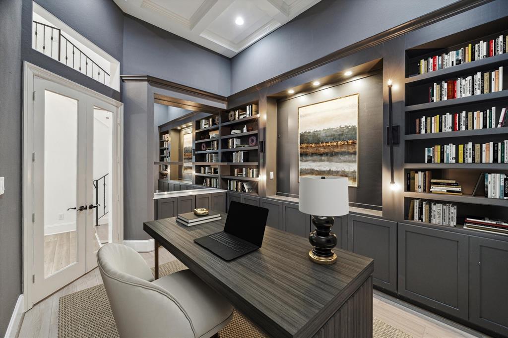 1717 Gardenia Drive, Houston, Texas image 3
