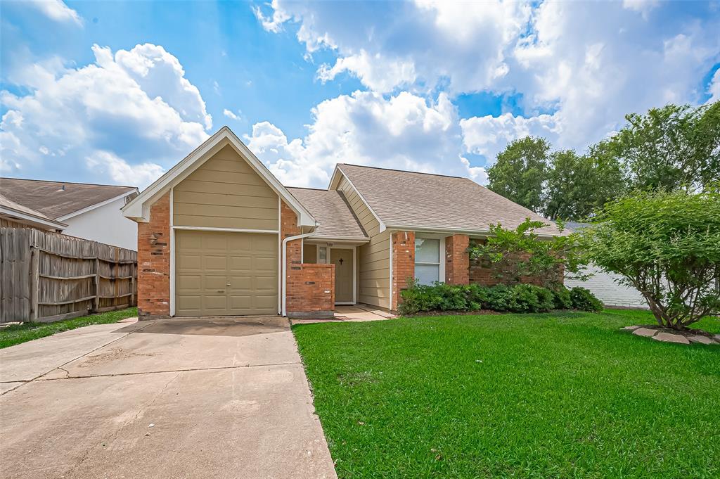 23931 Griffin House Lane