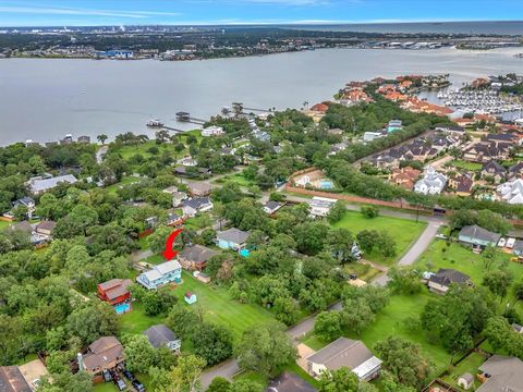 A home in Kemah