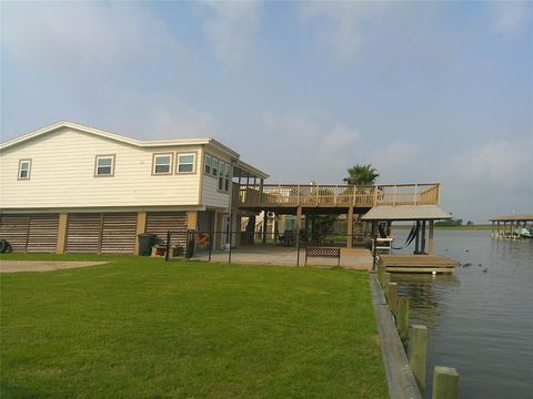 A home in Bayou Vista