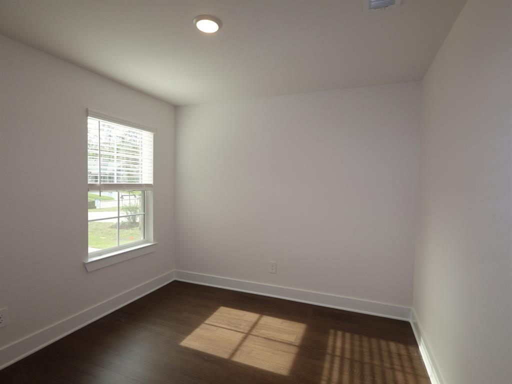 17167 Quaking Aspen Lane, New Caney, Texas image 12