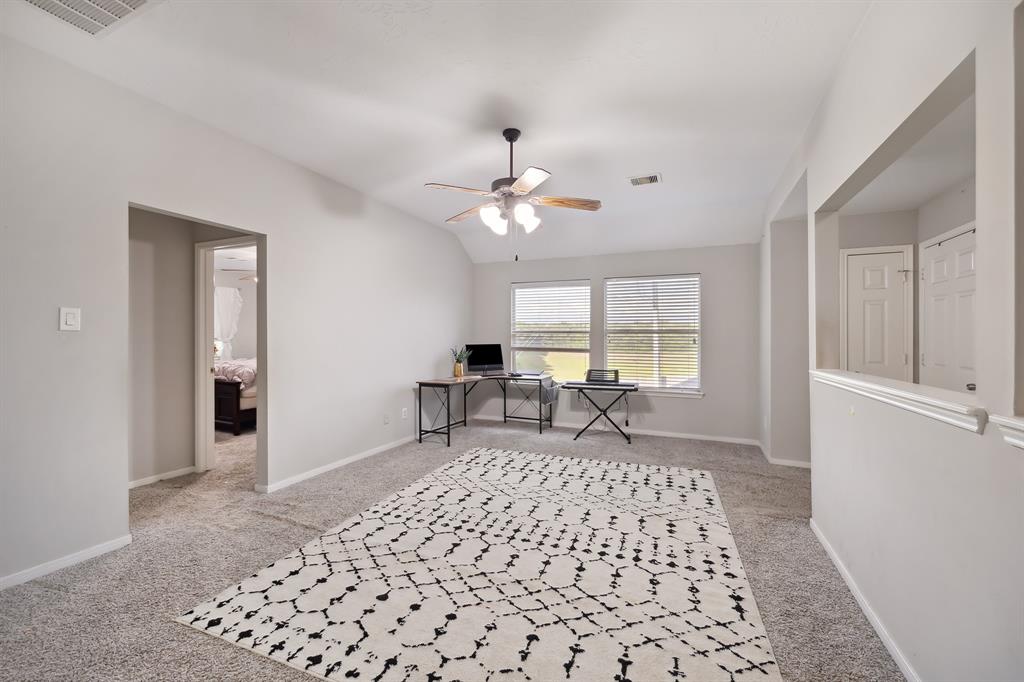 6046 Sandy Creek Drive, Baytown, Texas image 18