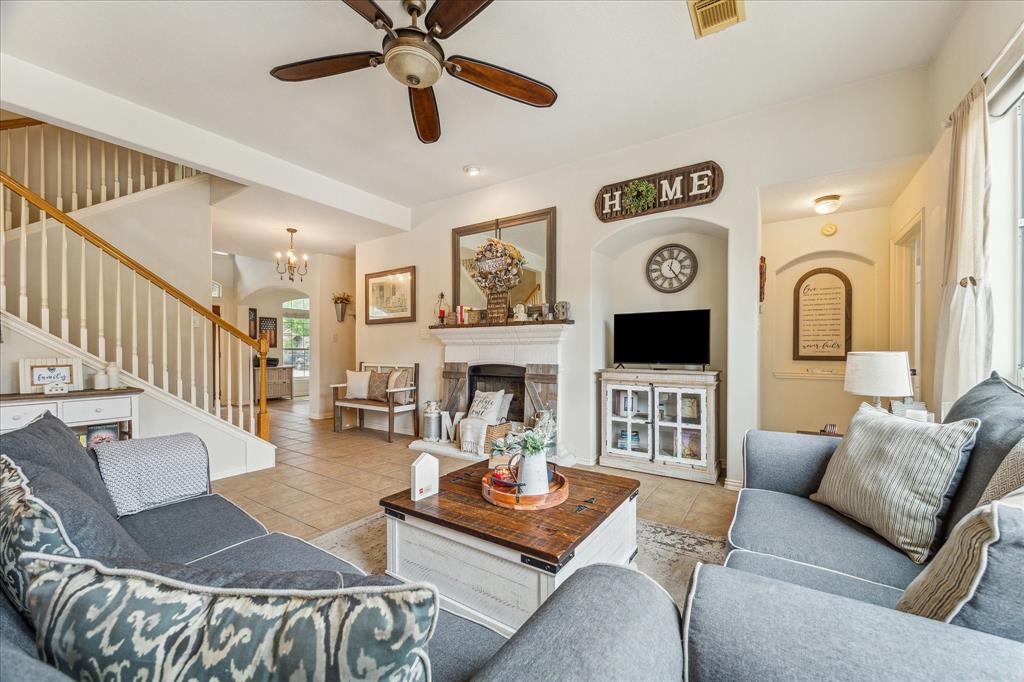 2610 Marble Creek Drive, Pearland, Texas image 7