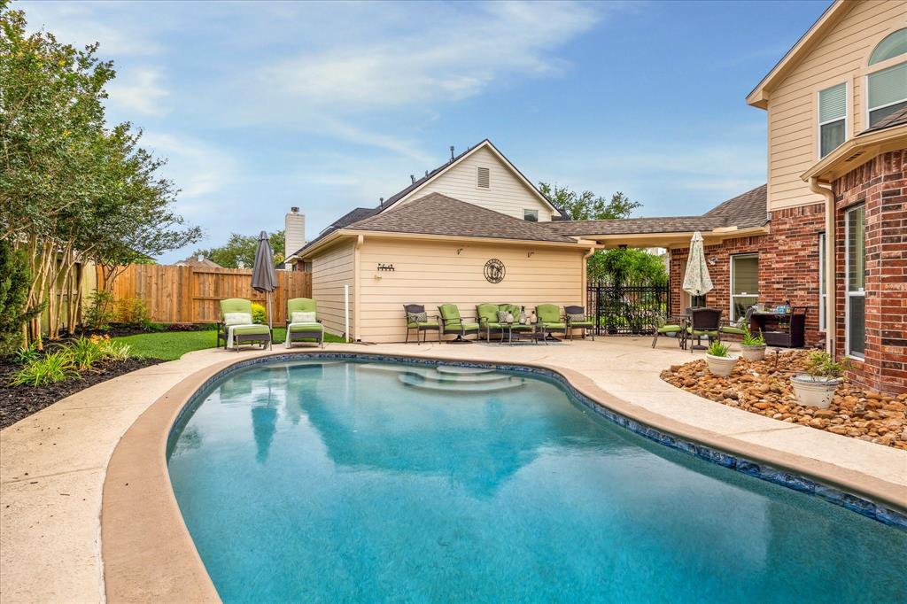 2610 Marble Creek Drive, Pearland, Texas image 28