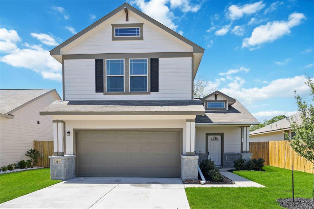 212 Bryan Way, Angleton, Texas image 1