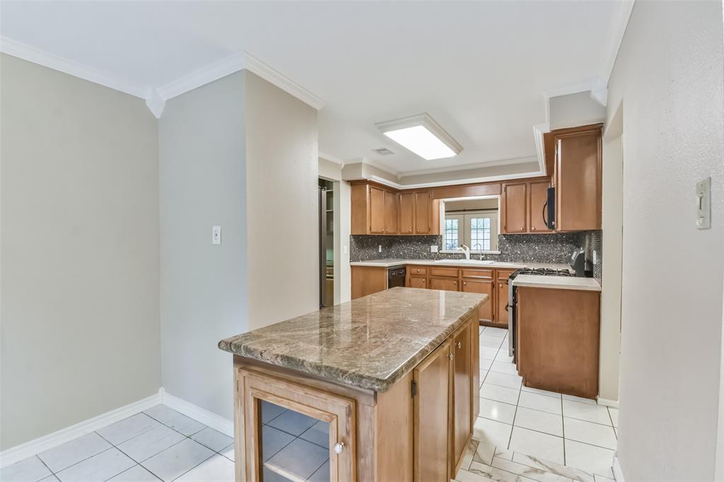 20 Tulip Hill Court, Spring, Texas image 13
