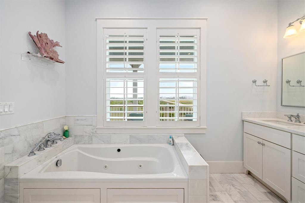614 Beachtown Drive, Galveston, Texas image 25