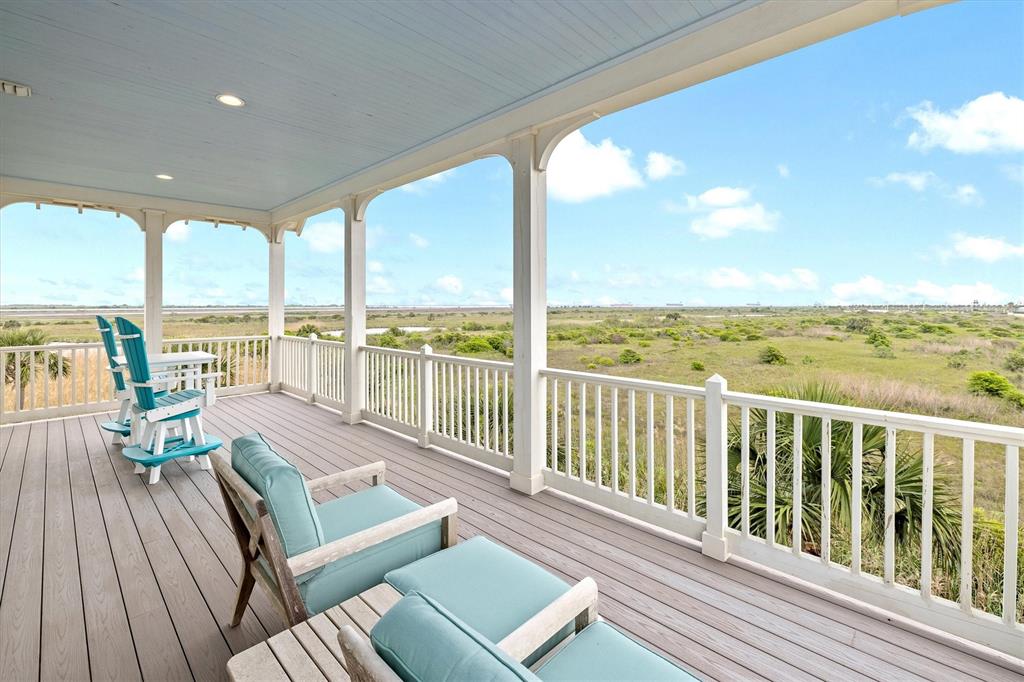 614 Beachtown Drive, Galveston, Texas image 26