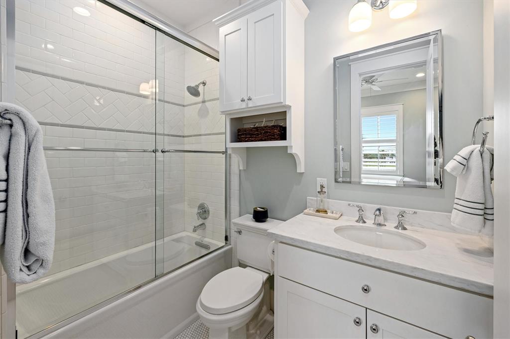 614 Beachtown Drive, Galveston, Texas image 31