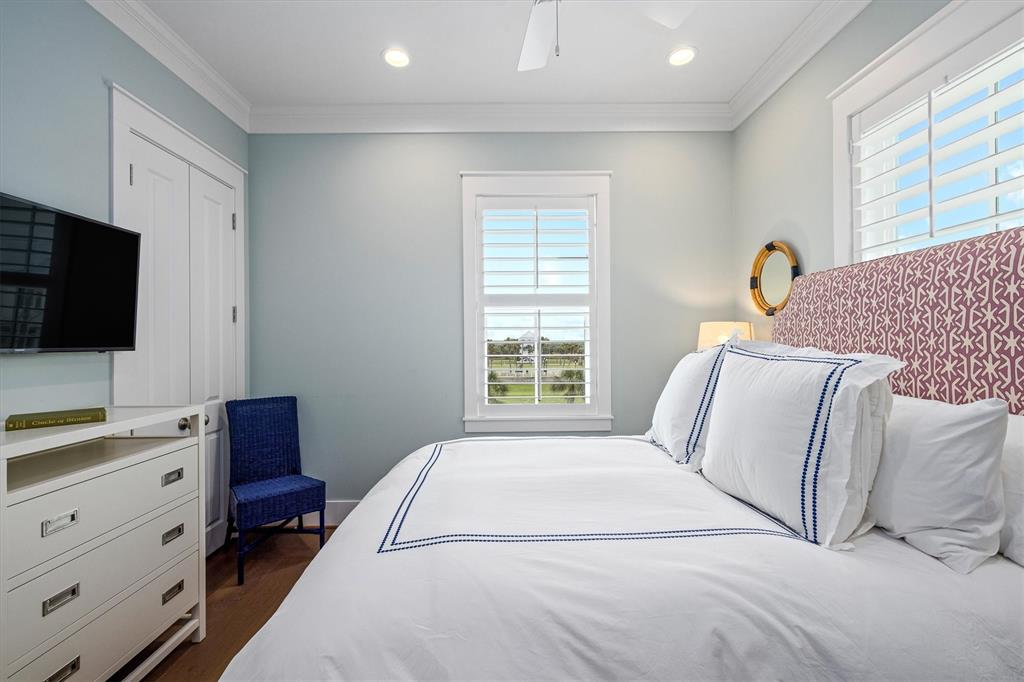 614 Beachtown Drive, Galveston, Texas image 30