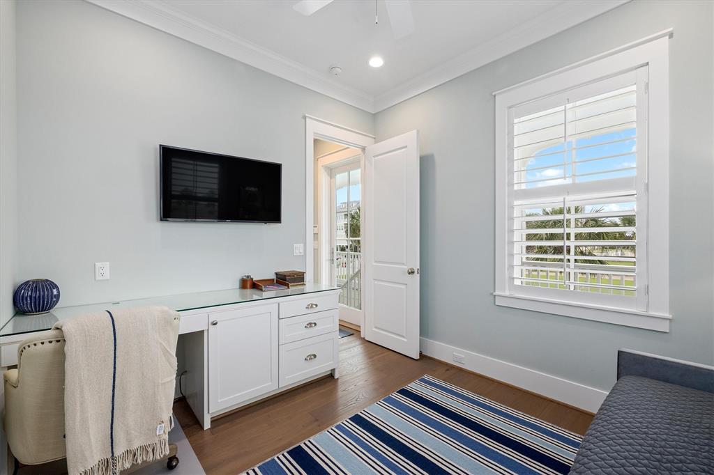 614 Beachtown Drive, Galveston, Texas image 33