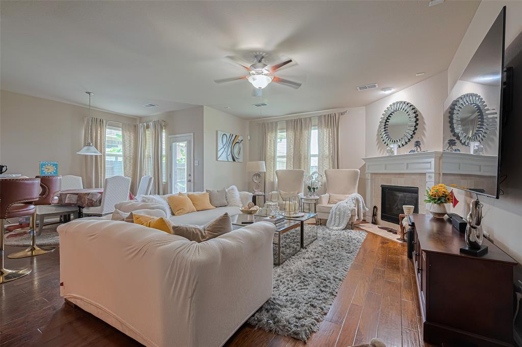 2812 Baywater Creek Lane, Pearland, Texas image 5