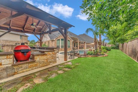 Single Family Residence in Pinehurst TX 802 Evergreen Meadows Lane 41.jpg