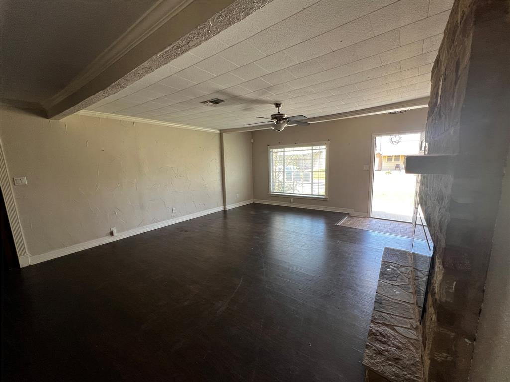 1702 Rampart Street, Columbus, Texas image 14