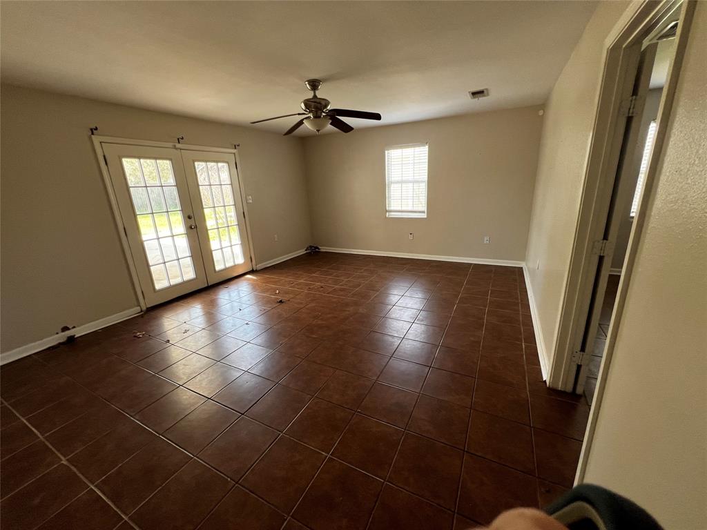 1702 Rampart Street, Columbus, Texas image 24
