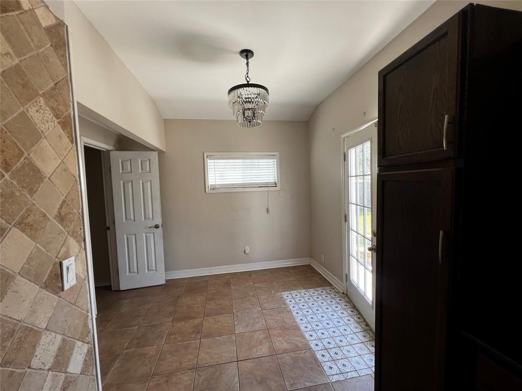 1702 Rampart Street, Columbus, Texas image 9
