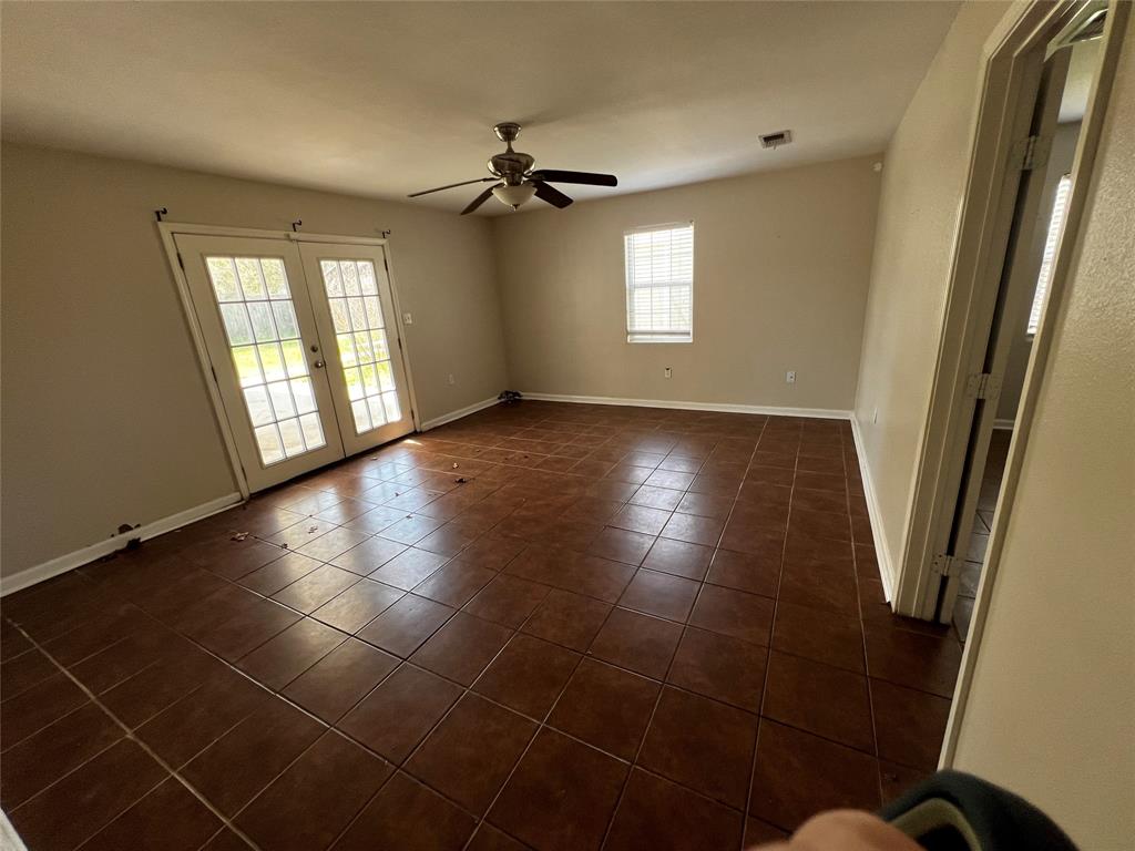 1702 Rampart Street, Columbus, Texas image 10