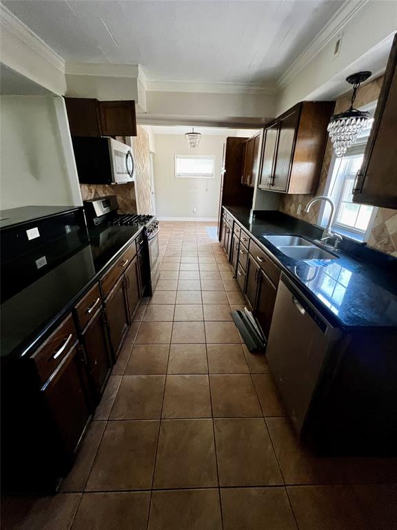 1702 Rampart Street, Columbus, Texas image 7