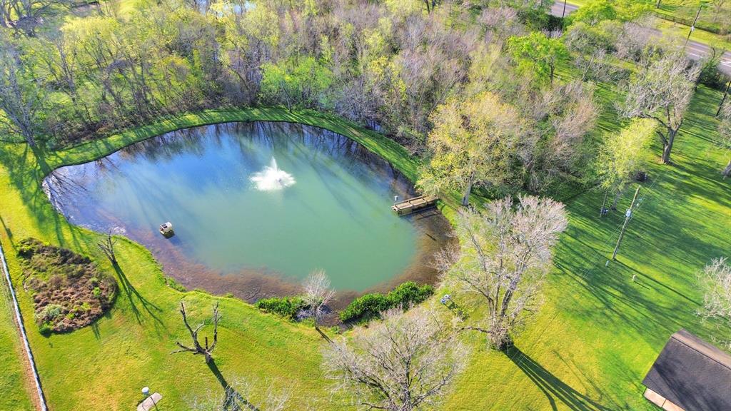 4710 Hunterwood Circle, Richmond, Texas image 4