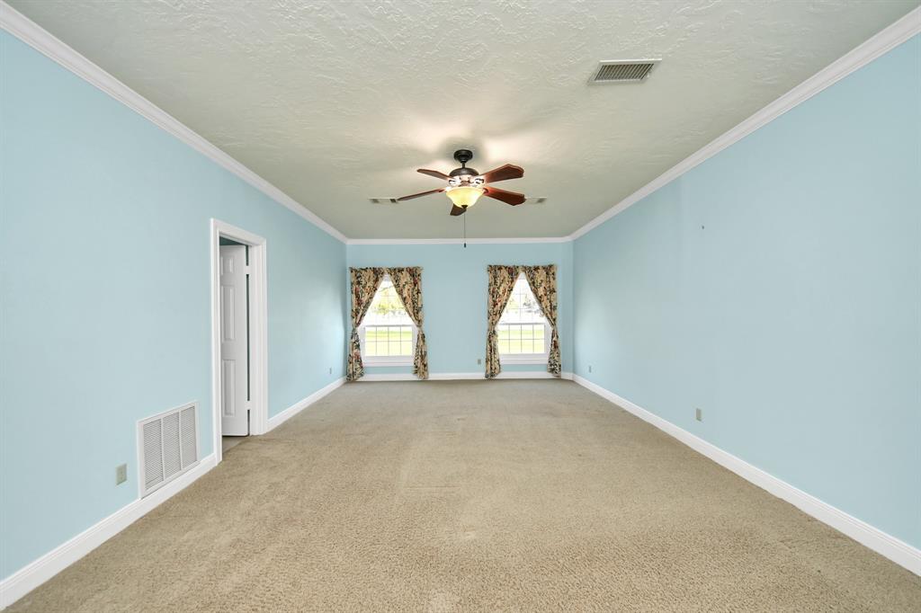 4710 Hunterwood Circle, Richmond, Texas image 23