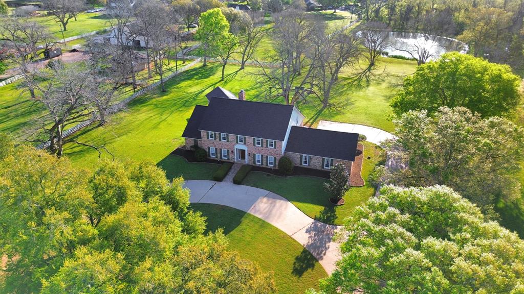 4710 Hunterwood Circle, Richmond, Texas image 1