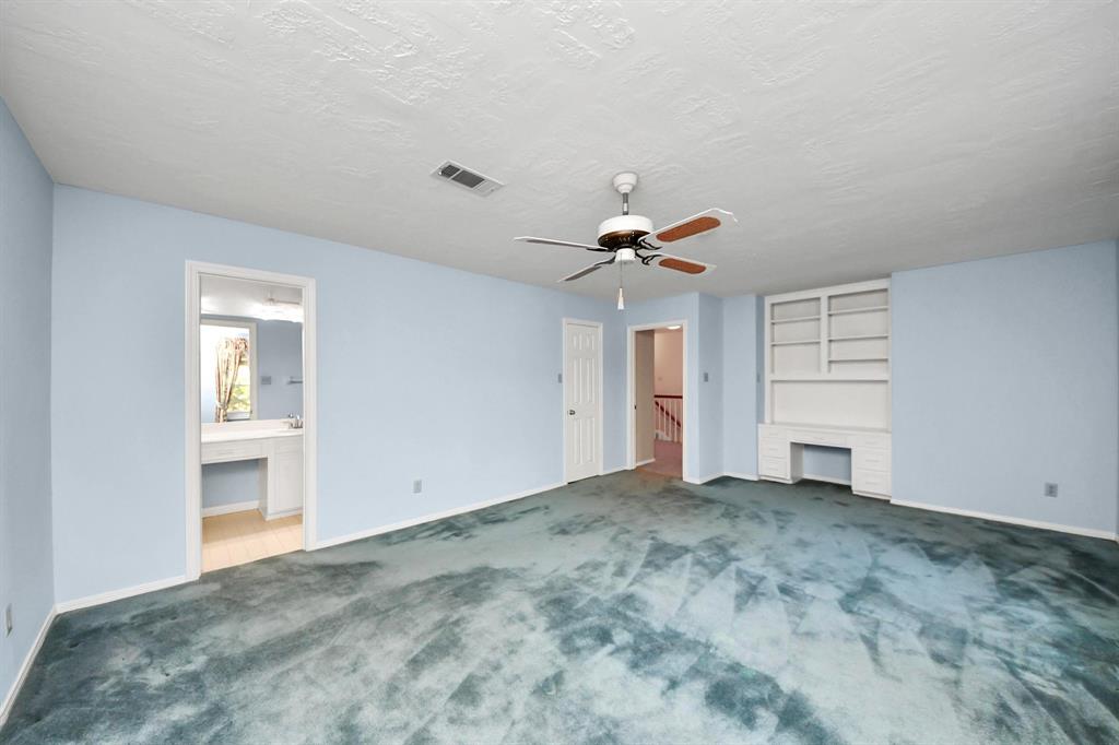 4710 Hunterwood Circle, Richmond, Texas image 32