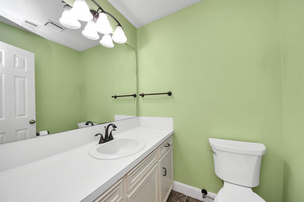 4710 Hunterwood Circle, Richmond, Texas image 22