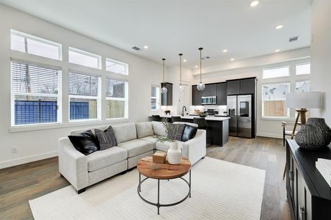 MLS: 83432668
