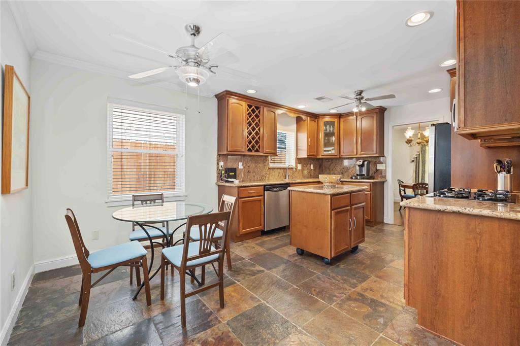 7719 Highmeadow Drive, Houston, Texas image 7