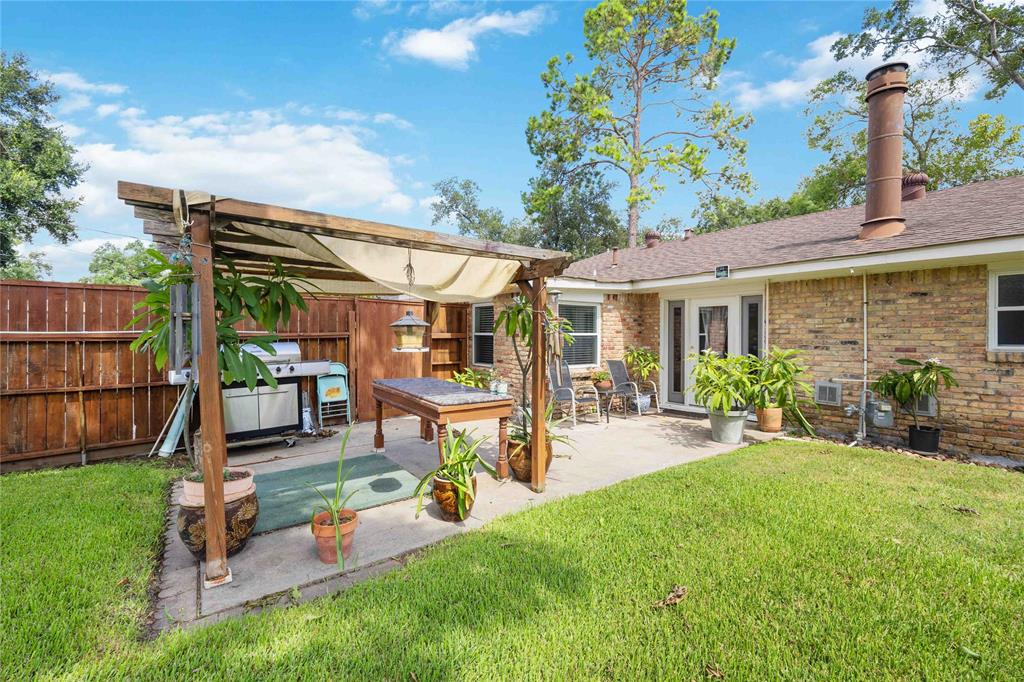 7719 Highmeadow Drive, Houston, Texas image 20