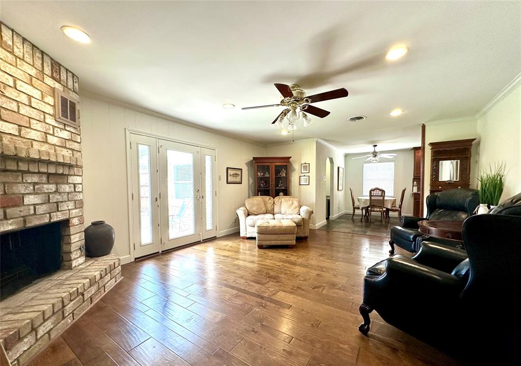 7719 Highmeadow Drive, Houston, Texas image 10