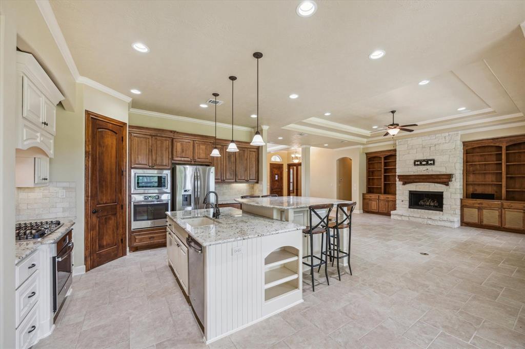 3060 Rolling Valley Lane, Brenham, Texas image 9
