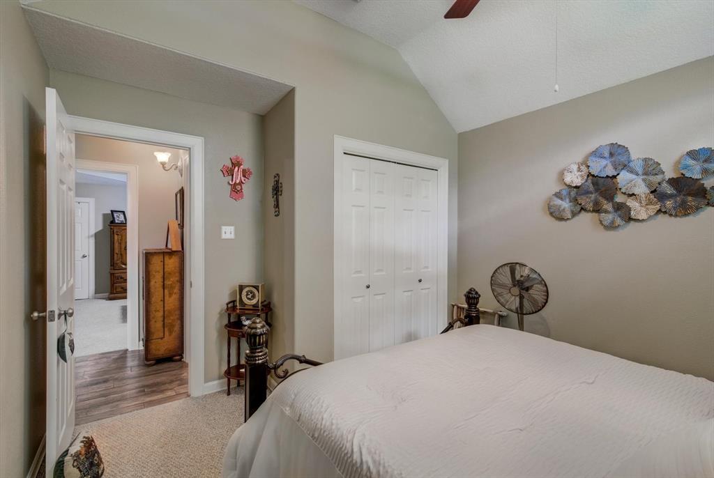 226 Sleepy Hollow Drive, Lake Jackson, Texas image 20