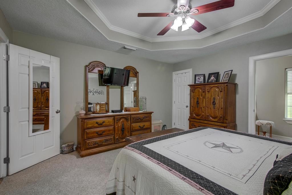 226 Sleepy Hollow Drive, Lake Jackson, Texas image 23