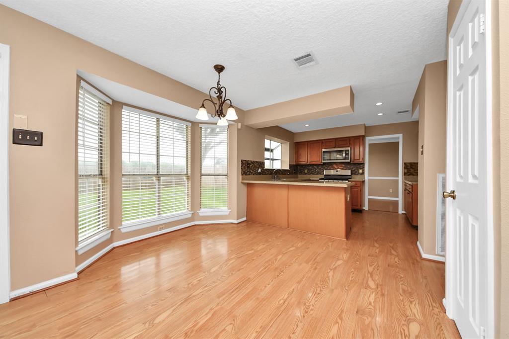 2126 Galleon Drive, League City, Texas image 11