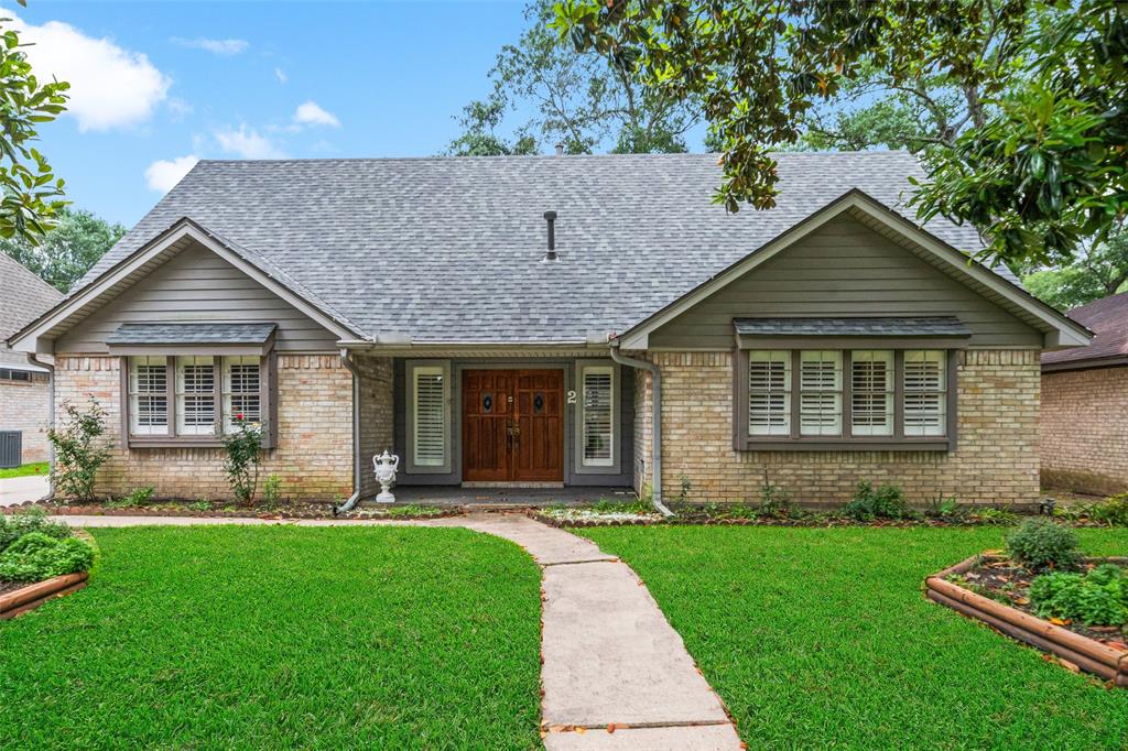2 Brewster Street, Conroe, Texas image 1