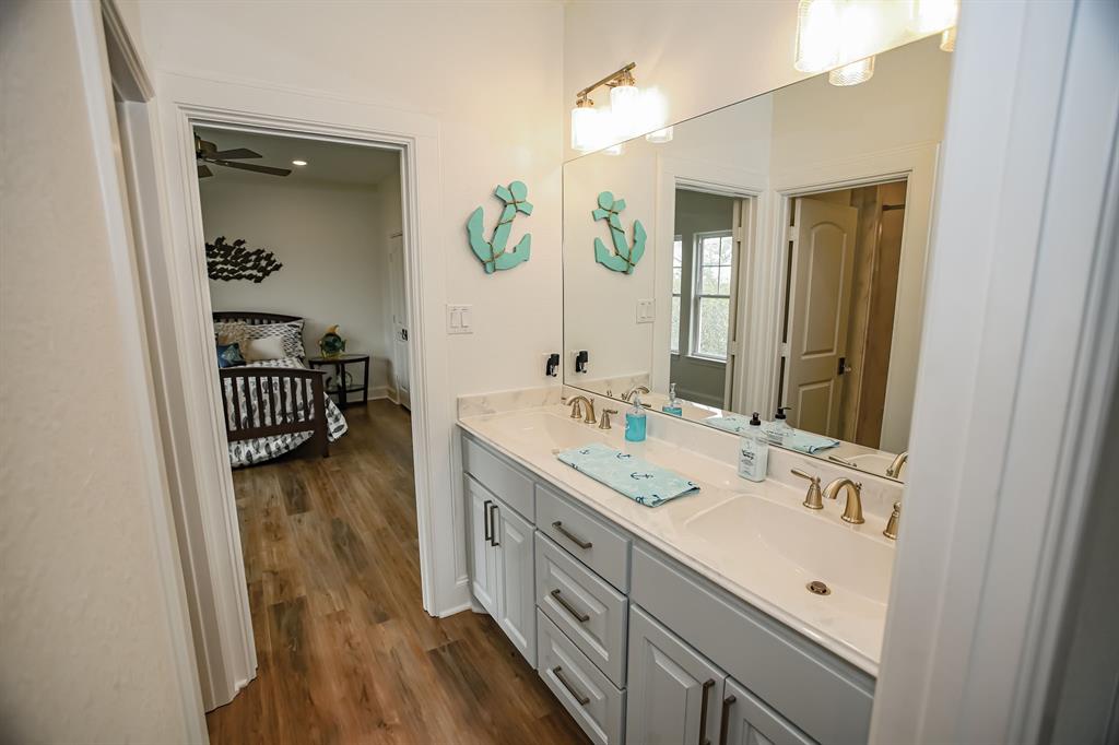 1493 County Road 291, Sargent, Texas image 30