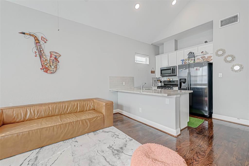 5411 Camaguey Street, Houston, Texas image 3