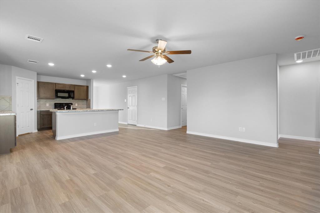 1102 Riggs Street, Baytown, Texas image 12