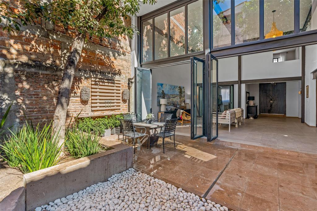 37760, Mexico, 2 Bedrooms Bedrooms, ,3 BathroomsBathrooms,Residential,Active,2677