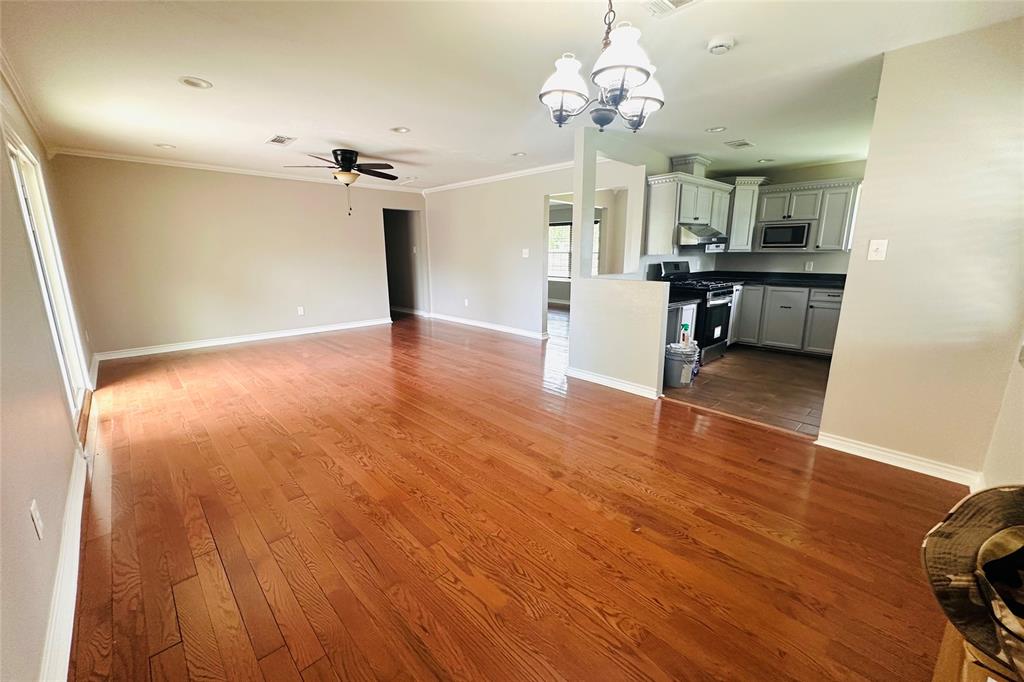 18203 Kings Row