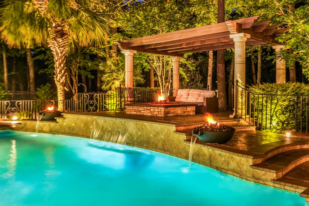 20806 Kings Crown Court, Humble, Texas image 6